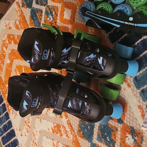 Roller Blades - Picture 4 of 4